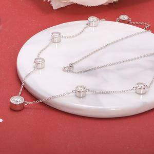 Collar de oro amarillo de 18 quilates con ajuste de bisel con moissanita certificada GRA 9.00CT 9 quilates de Nayan Jewelry para mujer - Product Image 2