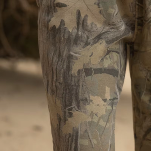 Pantalon de survêtement camouflage en coton épais personnalisé pour homme, style streetwear, coupe oversize, joggers camouflage, vente en gros, pantalon polaire uni vierge - Product Image 3