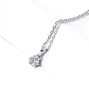 Collar Tianyu con Moissanita, Simple y Elegante, Hecho de Plata de Ley 925 Chapada en Platino de 18K, Unisex - Product Image 3