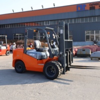 Forklift Diesel Laris Manis Kapasitas 2 hingga 4 Ton untuk Penggunaan Retail & Restoran Montacargas Forklift Truck dengan Mesin Diesel