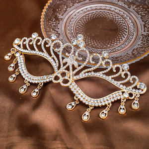 Masque moderne en alliage plaqué or avec strass pour le carnaval <span class=keywords><strong>vénitien</strong></span>, le bal de promo, les mariages, les anniversaires, pour femmes et filles - Product Image 6