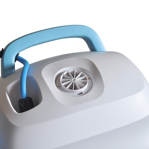Aspirateur de piscine portatif léger pour un nettoyage rapide et un rangement facile - Product Image 4