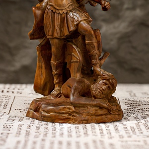 Estatua de Madera del Arcángel Miguel, Escultura <span class=keywords><strong>Redonda</strong></span> Completa, Ángel Guerrero de Boj que Derrota al Mal para la <span class=keywords><strong>Iglesia</strong></span> Cristiana y Decoración del Hogar - Product Image 6