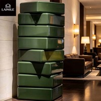 Commode haute empilable de luxe moderne, irrégulière, à 8 tiroirs, en cuir PU, meuble de rangement pour chambre à coucher, mobilier de maison OEM ODM