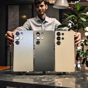 Téléphone S26 Ultra adapté aux seniors, mode simple, <span class=keywords><strong>texte</strong></span> grand format, 16 Go, 1 To, 6,8 pouces, 5G, Android, <span class=keywords><strong>facile</strong></span> à utiliser - Product Image 1