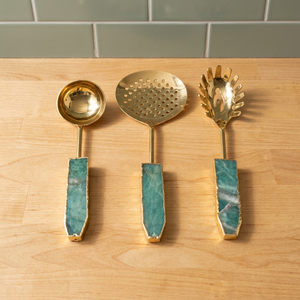Ensemble de 3 cuillères de service polies artisanales en pierre d'agate rouge, beauté naturelle, luxe moderne - Product Image 3