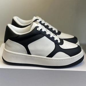 Chaussures décontractées pour femmes en cuir de haute qualité, sur mesure, rétro, antidérapantes, multicolores, chaussures décontractées basses personnalisées, chaussures de sport pour le yoga - Product Image 2