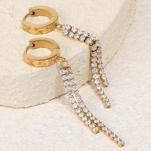 Boucles d'oreilles pendantes longues en acier inoxydable avec zircon et papillon, tendance, cadeau, bijoux minimalistes, hypoallergéniques - Product Image 3