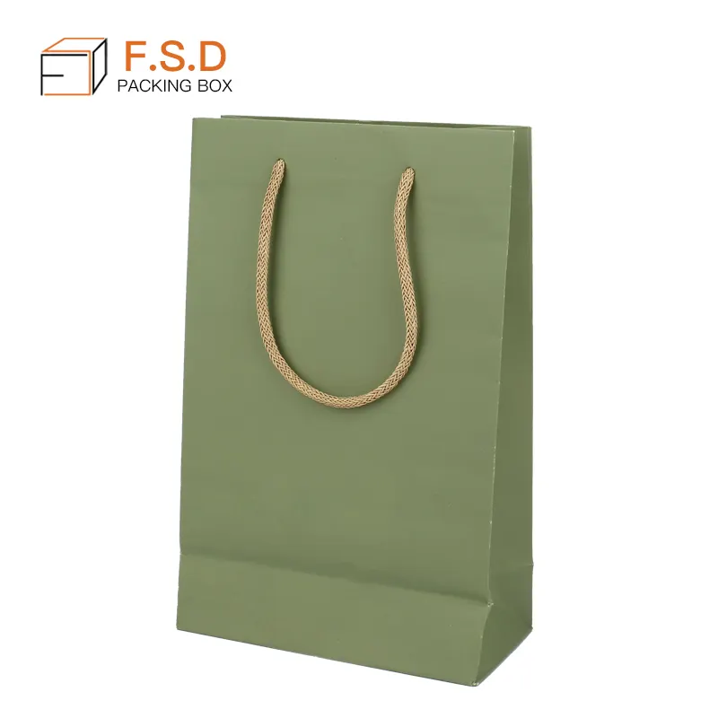 FSD 2022 Wholesale Eco Friendly Print Green Paper Gift Bag Paper Bags With Your Own Logo Holiday Gift