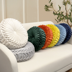 Prix <span class=keywords><strong>de</strong></span> gros <span class=keywords><strong>de</strong></span> haute qualité pour la maison décorative velours <span class=keywords><strong>moelleux</strong></span> plissé rond <span class=keywords><strong>oreiller</strong></span> citrouille jeter <span class=keywords><strong>oreiller</strong></span> pour canapé lit en <span class=keywords><strong>forme</strong></span> d'<span class=keywords><strong>oreiller</strong></span> - Product Image 1