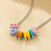 Collier tendance en cuivre plaqué or 18 carats avec pendentif lettre bulle en émail, collier sportif à personnaliser, collier DIY