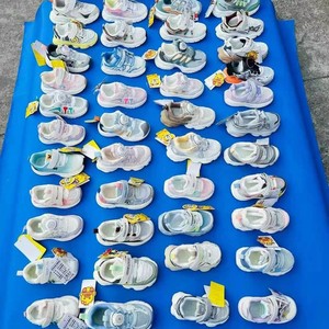 Nouvelle collection 2026 : Boîte mystère de chaussures pour enfants, tendances premium, vente en gros en vrac, directement du fournisseur - Product Image 6