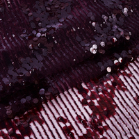 Tissu en maille brodé avec de grandes paillettes lourdes, vêtements de bikini en tissu de gaze fine avec de grands tissus à paillettes dorées