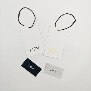 Etiquetas de Papel Ecológicas con Logotipo Personalizado y Acabado en Relieve para Bolsas, Zapatos y Ropa - Etiquetas Colgantes Impresas en Serigrafía con Cuerda - Product Image 5
