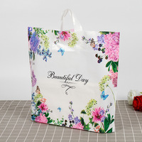 Sac en poly personnalisé poignées à boucle souple LDPE/HDPE fourre-tout sac en plastique à provisions avec logo propre pour l'emballage de vêtement
