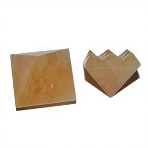 Pirámides de Ágata Amarilla Lemuriana Talladas con Técnica de Grabado de Piedras Preciosas para Sanación Vastu, Feng Shui y Estilo Amoroso - Product Image 1