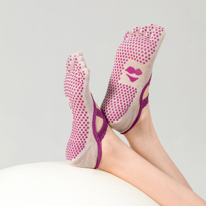 Chaussettes de danse antidérapantes en coton avec logo OEM, chaussettes de pilates, chaussettes de ballet, chaussettes de sport antidérapantes pour femmes, bandage professionnel, chaussettes de yoga - Product Image 2