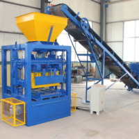 Machine à fabriquer des blocs semi-automatique à faible investissement, machine à fabriquer des briques pleines et creuses en ciment pour le marché d'Afrique et d'Asie du Sud-Est