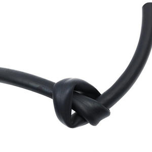 Tuyaux en caoutchouc fluoré noir 2mm 3mm 4mm 5mm 6mm 7mm résistants à la corrosion, aux acides, aux alcalis, aux huiles et aux hautes températures - Product Image 4