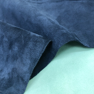 Cuir <span class=keywords><strong>de</strong></span> mouton suédé <span class=keywords><strong>bleu</strong></span> foncé <span class=keywords><strong>de</strong></span> bonne qualité, sans points ni rayures, pour la fabrication <span class=keywords><strong>de</strong></span> chaussures et <span class=keywords><strong>de</strong></span> sacs - Product Image 2