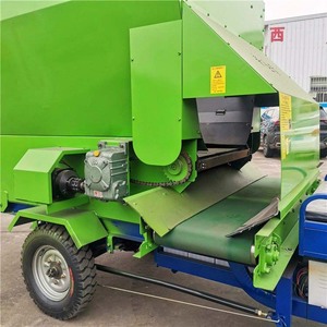 รถผสมอาหารสัตว์แบบเดินหน้าได้ พร้อมเครื่องป้อนอาหาร TMR แบบ Single Auger สำหรับปศุสัตว์ เช่น โค แกะ ม้า ในฟาร์ม - Product Image 6