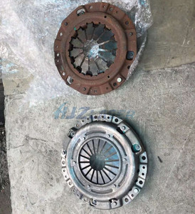 Alta calidad 300mm-800mm Ancho de escaneo Eliminador de óxido continuo Máquina de limpieza láser de fibra MAX Raycus Laser 1500W 2000W 3000W - Product Image 6