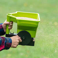 Épandeur de jardin manuel léger de 24 cm avec réglage du débit pour semences, engrais et sel – Vente en gros OEM