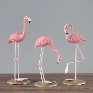 Ornements décoratifs en résine de flamant rose approvisionnement bon prix artisanat en résine pour la décoration de la maison