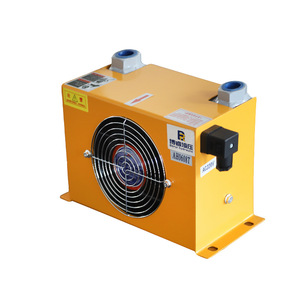 Radiador Hidráulico Refrigerado por Aire de Grado Industrial AH0608T, Directo de Fábrica, con Puerto de Aceite 3/4 y Ventilador de Bajo Ruido y Alta Eficiencia - Product Image 1