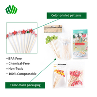 Piques à cocktail en bambou étoilées de 13 cm pour la décoration des fêtes du 4 juillet et des mariages
