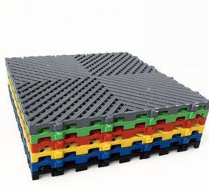 Tapis de sol de garage en plastique antidérapants à clipser, conception à verrouillage facile, adaptés aux ateliers de détaillage automobile, aux ateliers commerciaux - Product Image 2