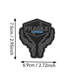 Kojima Production <span class=keywords><strong>Death</strong></span> <span class=keywords><strong>Stranding</strong></span> Fragile Express PVC Hook Loop สำหรับแฟนเกม ติดกระเป๋าเป้ เสื้อแจ็คเก็ต หมวก เสื้อกั๊ก คอสเพลย์ กระเป๋า ของตกแต่ง - Product Image 6