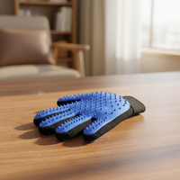 Gant anti-poils pour animaux de compagnie - Brosse à poils douce pour animaux de compagnie - Gant efficace pour enlever les poils - Gant de massage avec cinq doigts améliorés