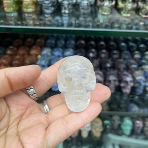 Adorno de calaveras de cristal pulido de 2 pulgadas, piedra preciosa natural tallada en una cabeza de fantasma, diseño de grabado, decoración de Halloween - Product Image 6