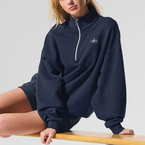 Sweat-shirt tendance uni, confortable et respirant, coupe classique, col rond, pour un usage quotidien en extérieur - Product Image 1