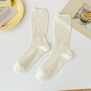 เส้นใยไม้ไผ่เข็มคู่ถุงเท้าเบาหวานเย็บสีดำและสีขาว - Product Image 2