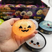 Vente en gros : Boîte mystère de balles squishy à paillettes d'Halloween, motifs de dessins animés effrayants (Citrouille, Fantôme, Œil), en matériau TPE souple, jouet à presser de 8,5 CM