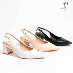 Chaussures de bureau en cuir PU à boucle, talon bloc de 5 cm, bout pointu, escarpins slingback pour femmes, fabricant OEM ODM Vietnam - Product Image 4