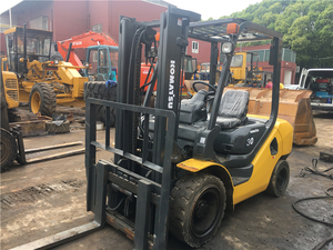 Chariot élévateur d'occasion, matériel de terrassement KOMATSU 30 à vendre - Product Image 5