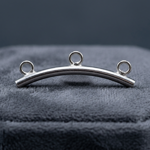 Connecteurs en argent sterling faits à la main, tube courbé de 25 mm avec boucles - Product Image 3