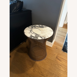 Table d'appoint de peinture à l'huile FRP peinte à la main de conception fractale créative moderne Meubles de salle à manger élégants pour la maison et le restaurant - Product Image 5