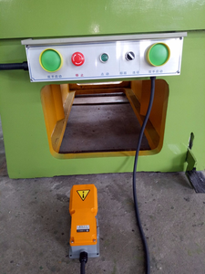 J23 Series 10 Ton Eccentric Power Press Aluminium Lid Punching Machine - Product Image 5