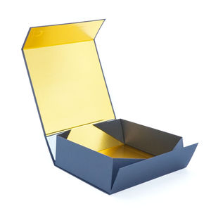 Luxury cardboard hard packaging, luxurious gift box with a magnetic closure - Product Image 1