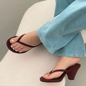 Sandales à talons carrés et épais pour femmes, style mules, très tendance - Product Image 5