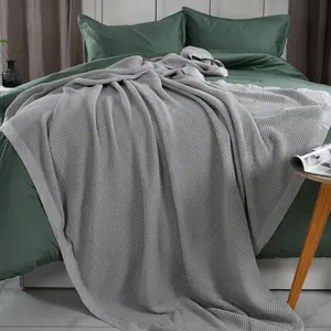 Cozy Soft Customized Waffle Weave Throw Blanket With High Quality For Each Age Group Bamboo Blanket