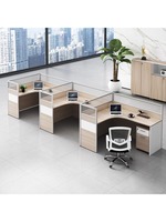 Bureau de travail en bois en forme de L, moderne, propre et soigné, avec tiroir utilitaire réglable en hauteur, pour usage commercial