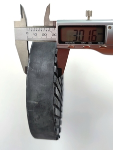 150*30mm V rãnh cao su tự nhiên nâng cánh tay Pad cao su Jack Miếng đệm xe đẩy Jack Pad - Product Image 5