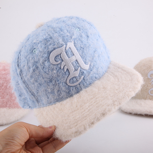 Modische 6-Panel-Baseballkappe mit 3D-Kettenstickerei, Flachschirm, aus Mohair, für Sport, Pelzige Snapback-Mützen - Product Image 2