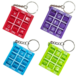 Portachiavi Classico Tic Tac Toe, Giocattolo Puzzle Portatile Economico per Bambini con Anello Portachiavi per Decorazione Zaino - Product Image 1