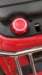 ถังน้ำมันเชื้อเพลิงรถจักรยานยนต์ฝาครอบน้ำมันอลูมิเนียม CNC สำหรับ <span class=keywords><strong>Vespa</strong></span> GTS Sprint Primavera GTV LXV <span class=keywords><strong>PX</strong></span> 150 250 <span class=keywords><strong>300</strong></span> 125 - Product Image 3